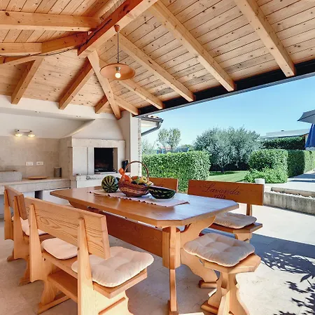 Allegra * كانافانار